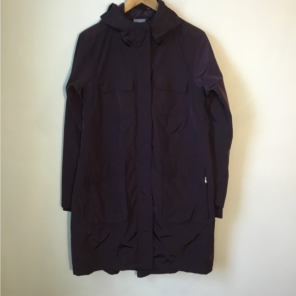 Athleta Women's Mid Length Downpour Hooded Jacket - Picture 2 of 8